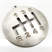 gioielli-personalizzati-particolari-classicitaglio-laser-oro-argento-pomello-marce-automobile-laboratorio-orafo-roma-flambojan